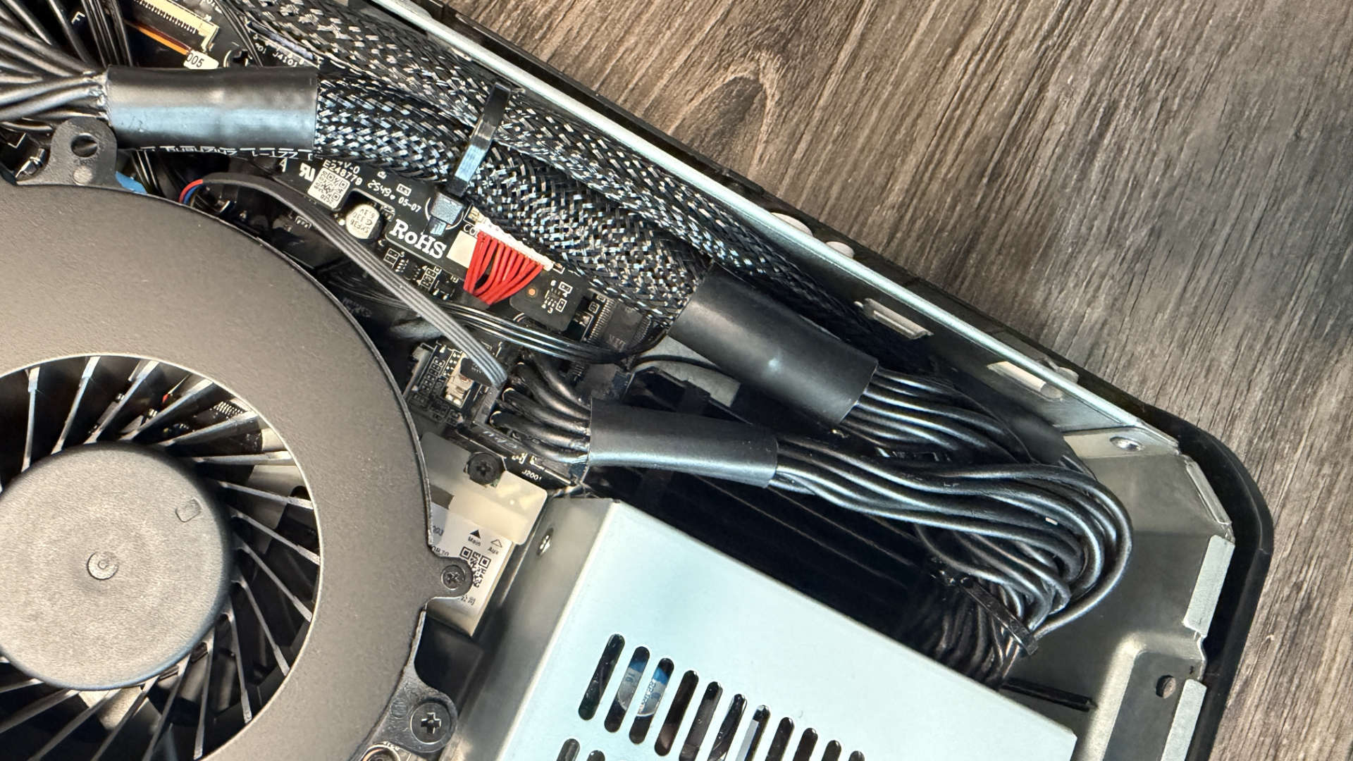 Minisforum Atomman G1 Pro mini PC