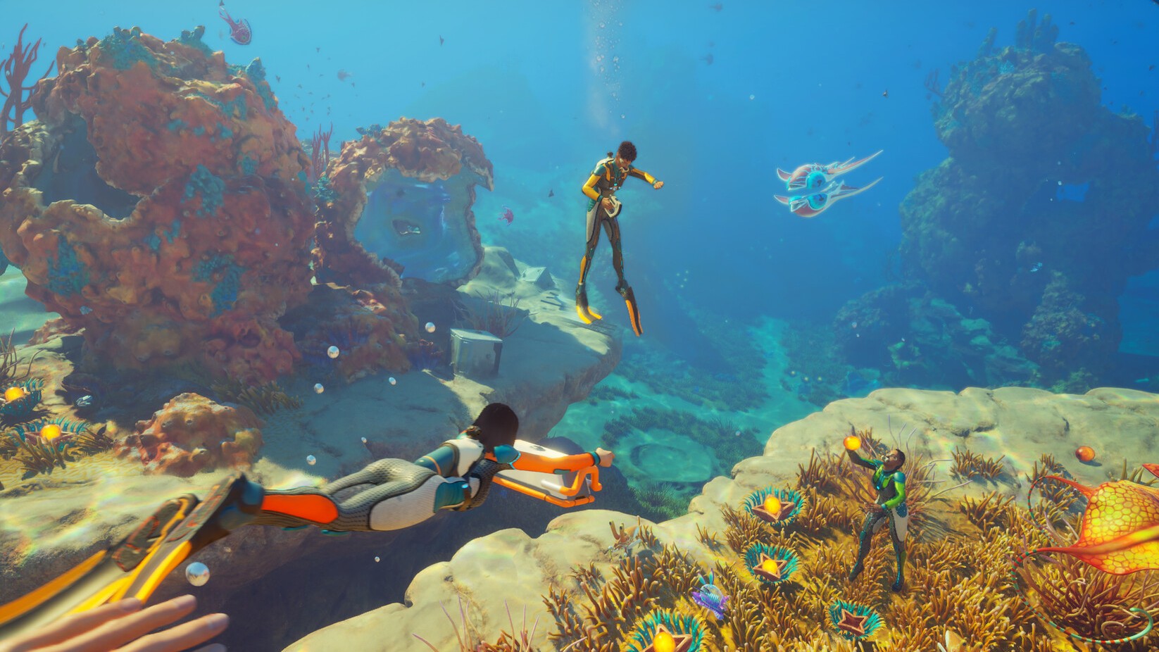 Subnautica 2 tips - Three divers