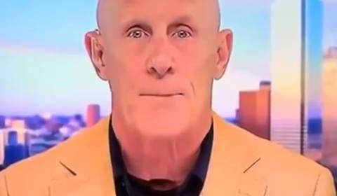 Everyone Online Is Convinced This Retired Admiral Just Wore A Mask On Live TV