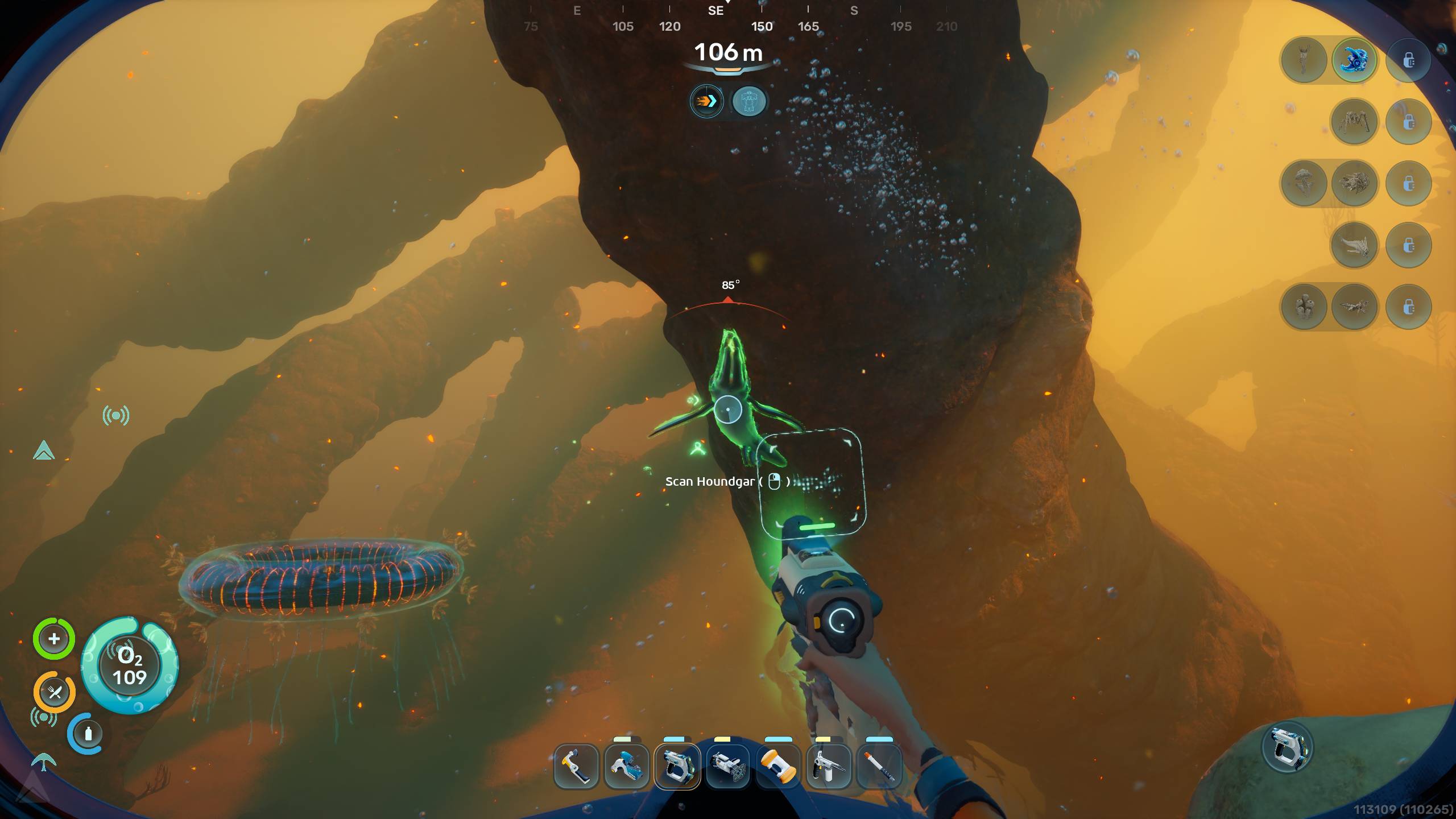 Subnautica 2 Biomods: A player looking at a Houndgar under a rocky 'limb' in the volcanic vents area. 
