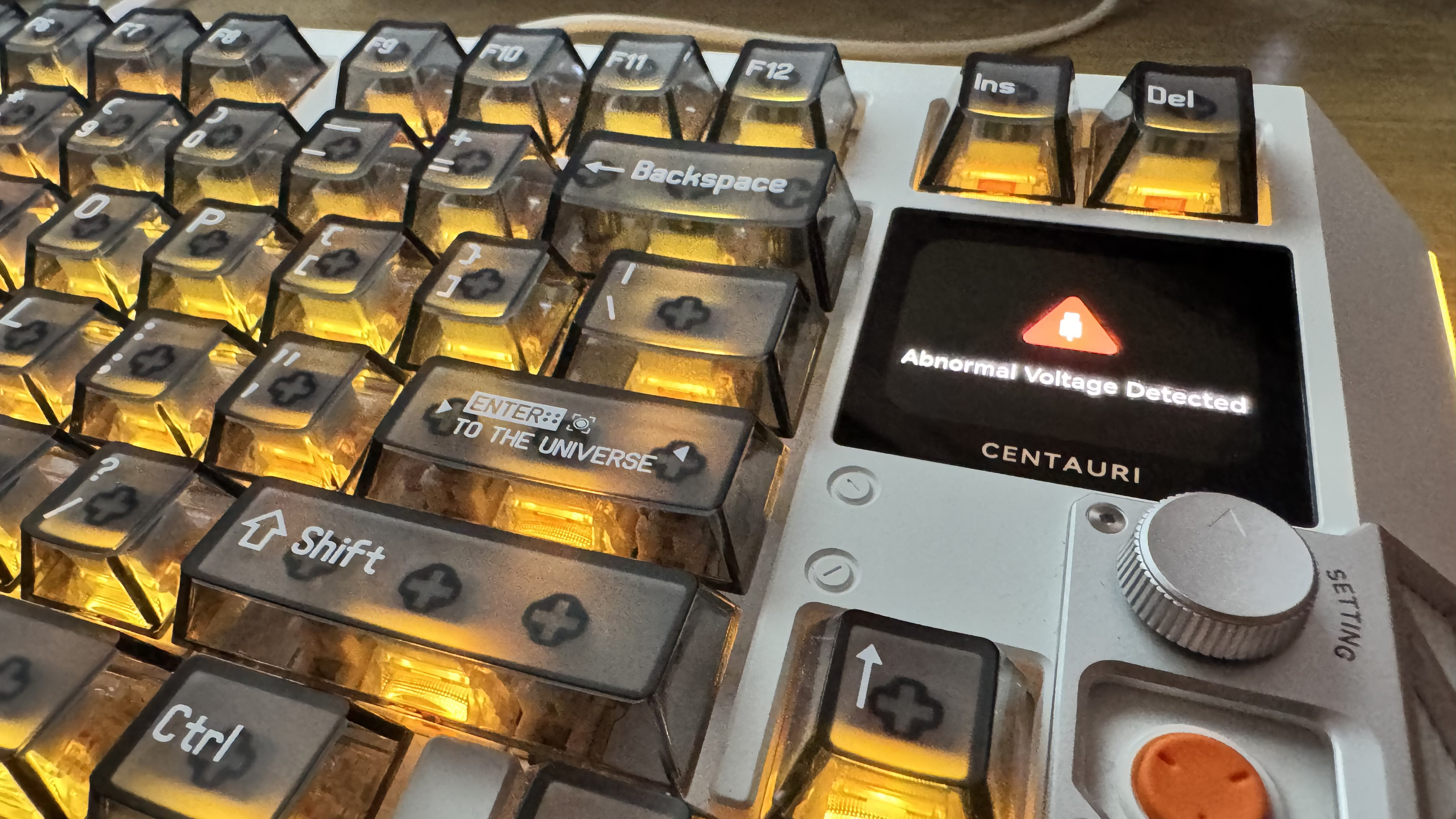 MelGeek Centauri 80 OLED scren saying 