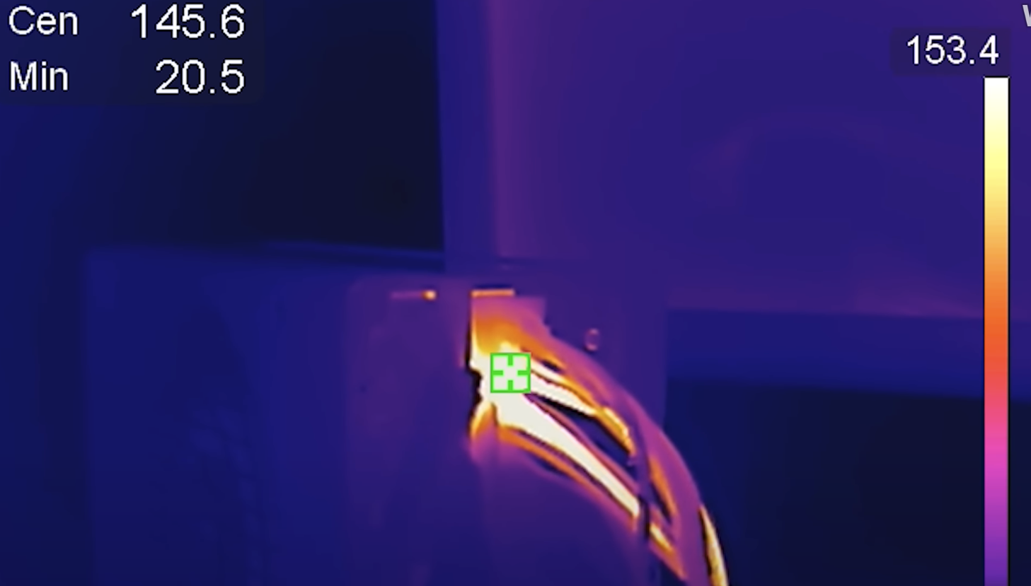 Thermal image of hot RTX 5090 power connector
