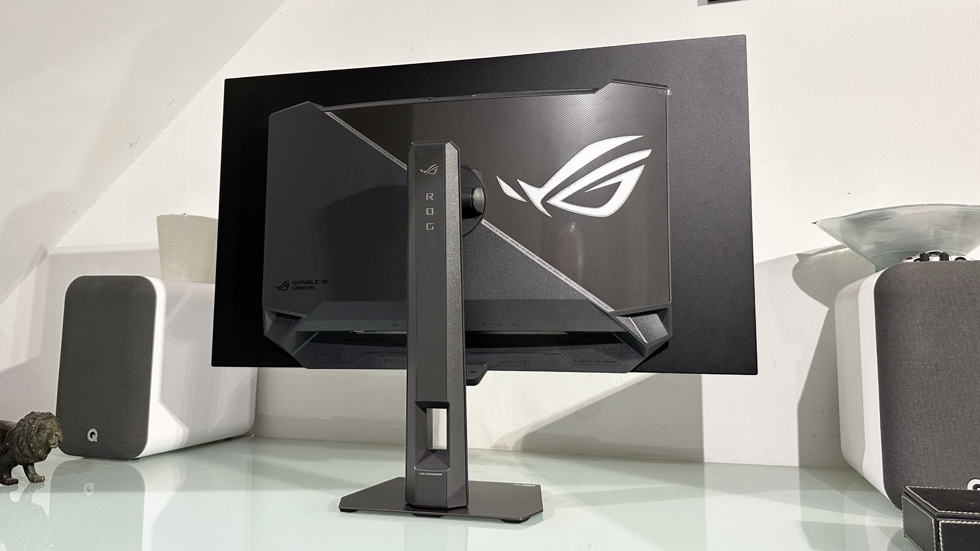 Asus ROG Strix OLED XG32UQWMS