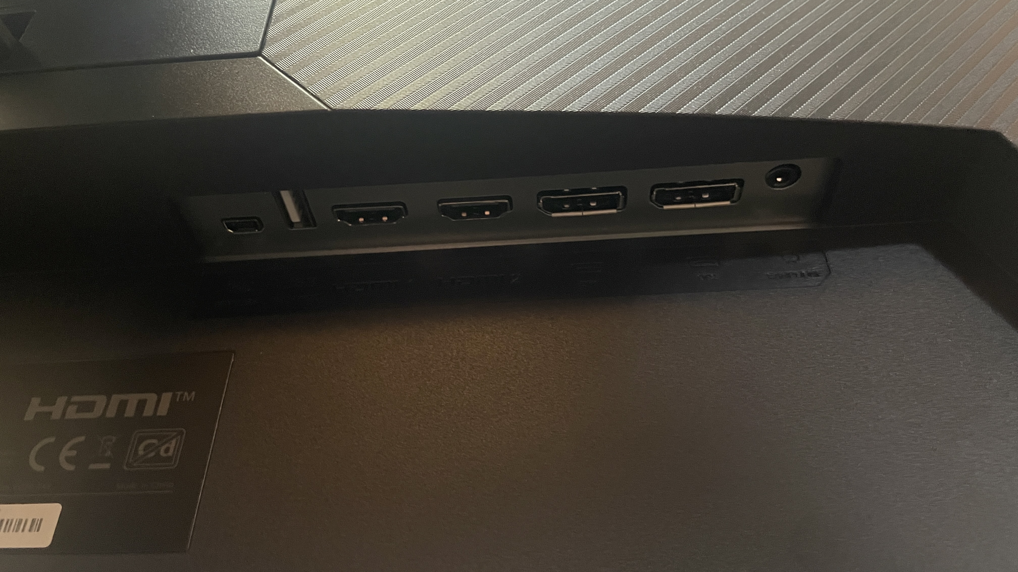 A KTC 25M1 400 Hz gaming monitor.
