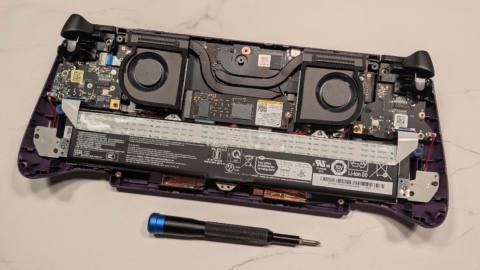 MSI Claw 8 EX AI+ CG3EM review