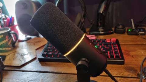Razer Seiren V3 Pro microphone review