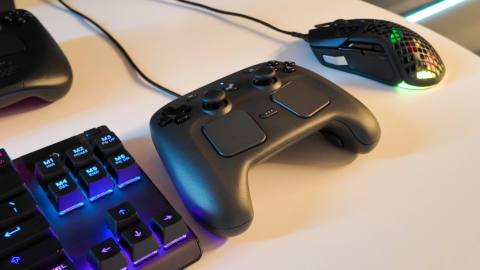 ‘Slightly ugly, and insanely functional’: Check out this custom Steam Machine faceplate that doubles as a charging stand