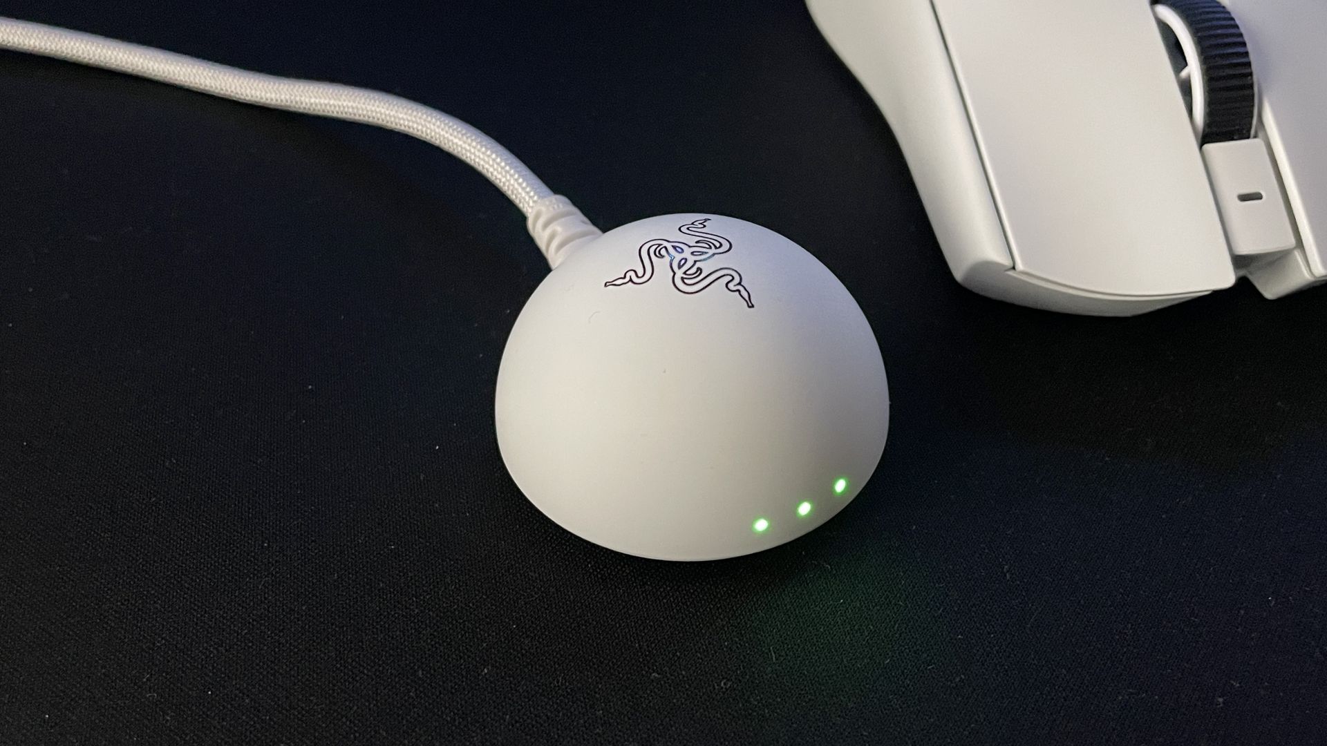 The orbtastic dongle for the Razer Viper V4 Pro.
